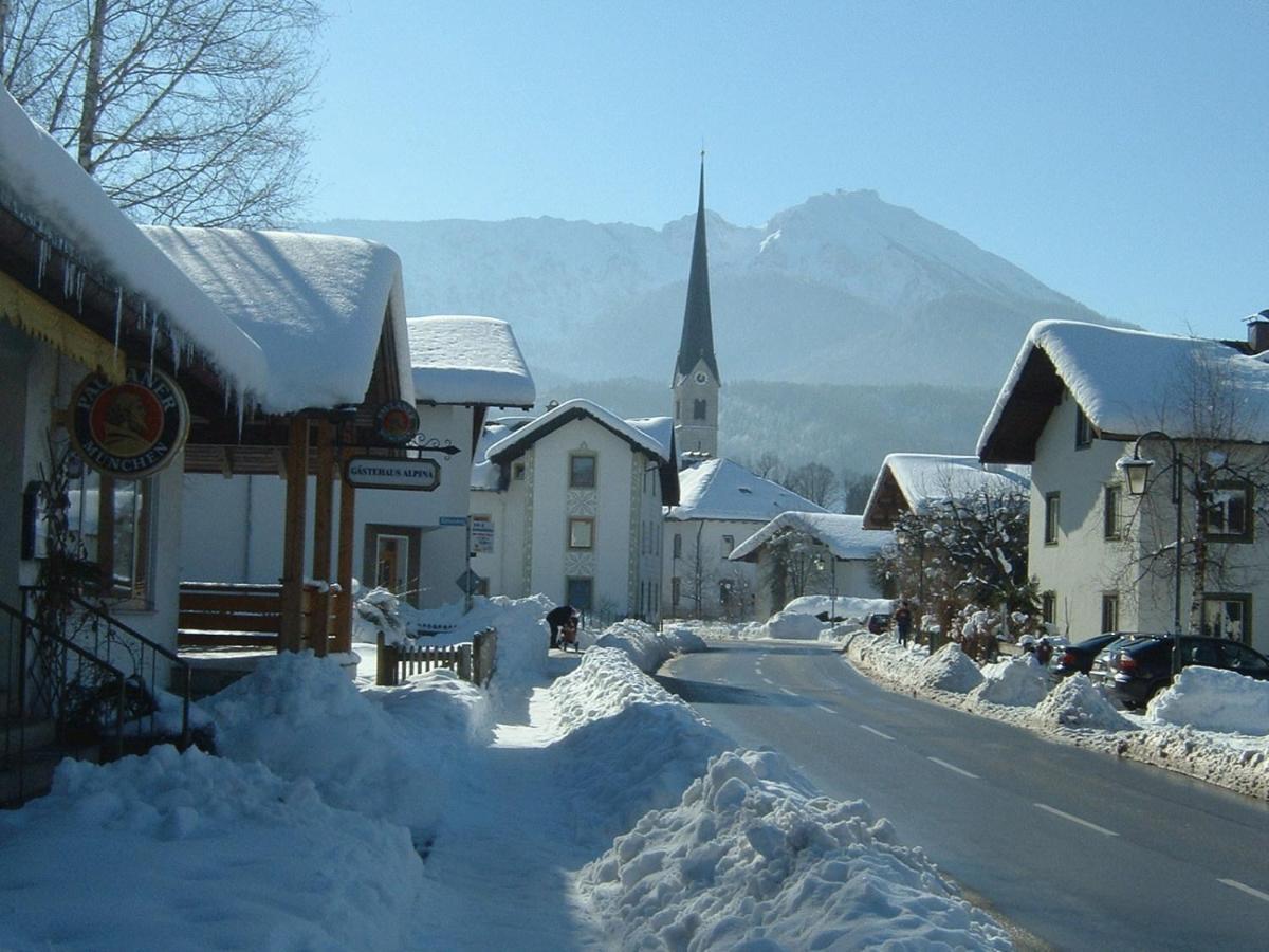 Gaestehaus Alpin - Inkl. Chiemgau-Karte Bergen  Exterior photo